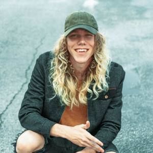 Meet your Posher, Cody